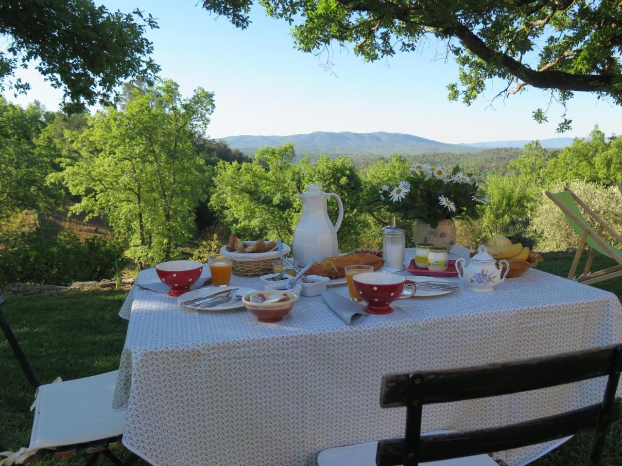 Bellone En Provence Bed & Breakfast Brue-Auriac Exterior foto