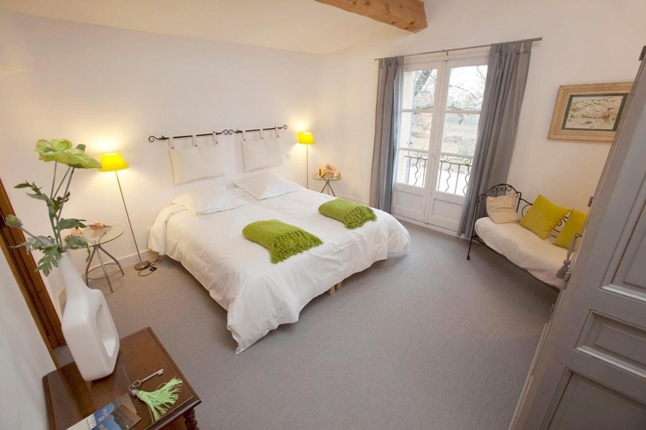 Bellone En Provence Bed & Breakfast Brue-Auriac Exterior foto