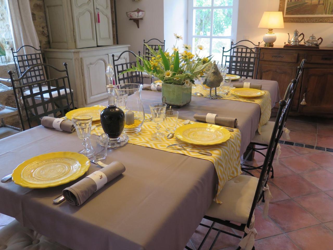 Bellone En Provence Bed & Breakfast Brue-Auriac Exterior foto